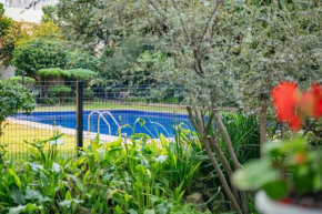 2 bedroom Apartment opposite Company Gardens